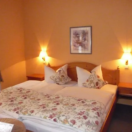 Am Grudenberg מלון