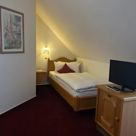 Am Grudenberg 3* Halberstadt