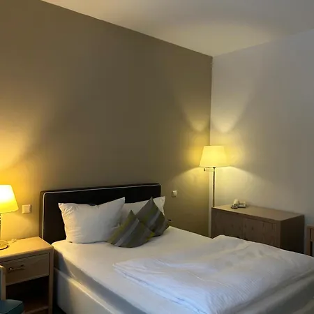 Am Grudenberg 3*