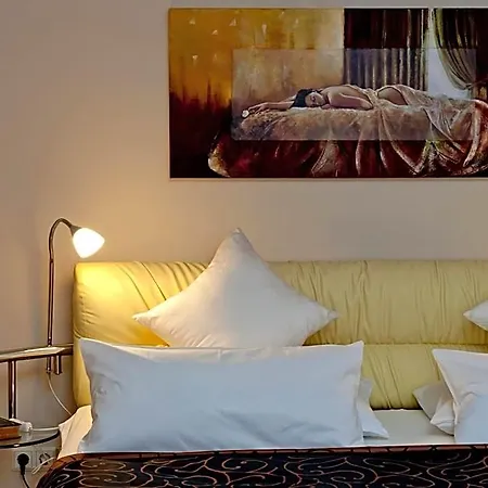 فندق Am Grudenberg 3*