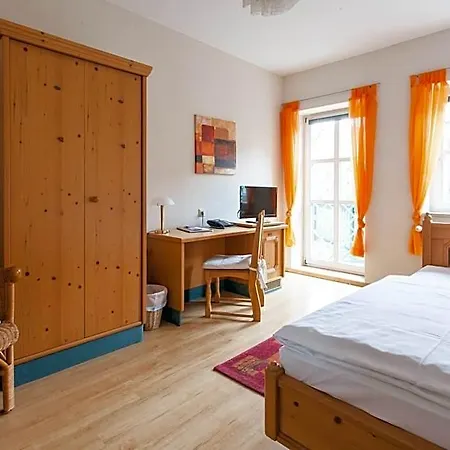 Am Grudenberg فندق